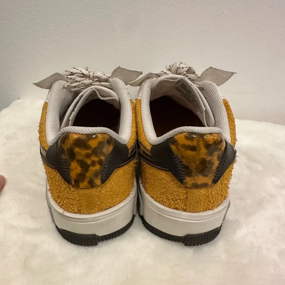 Nike Air Force Ones! Fontanka Tortoise shell print Nike’s in a women’s  size 9.5 - Image 3