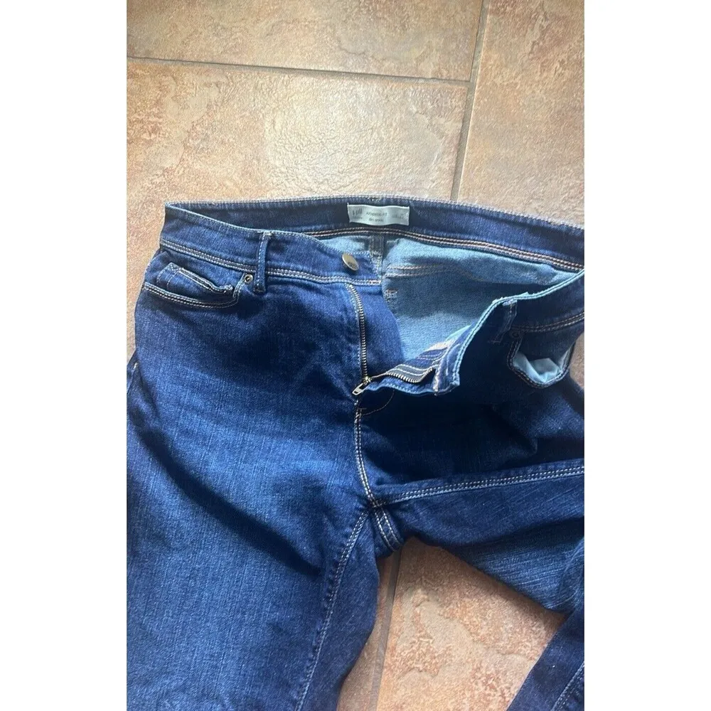 J. Jill Jeans Women's size 8 Denim blue Authentic Fit Slim Jeans #119 - Image 4