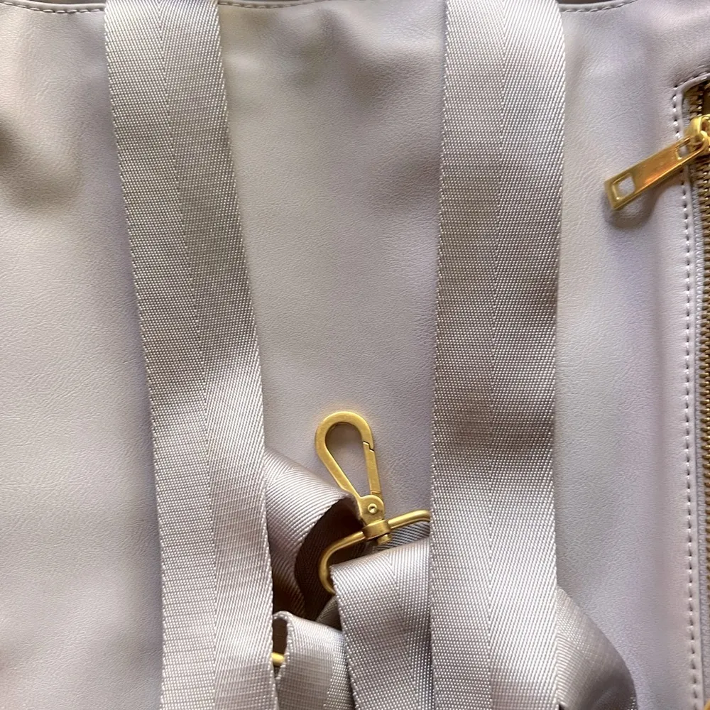 RARE NWOT Fawn Design original in lilac ( discontinued color) - Image 8