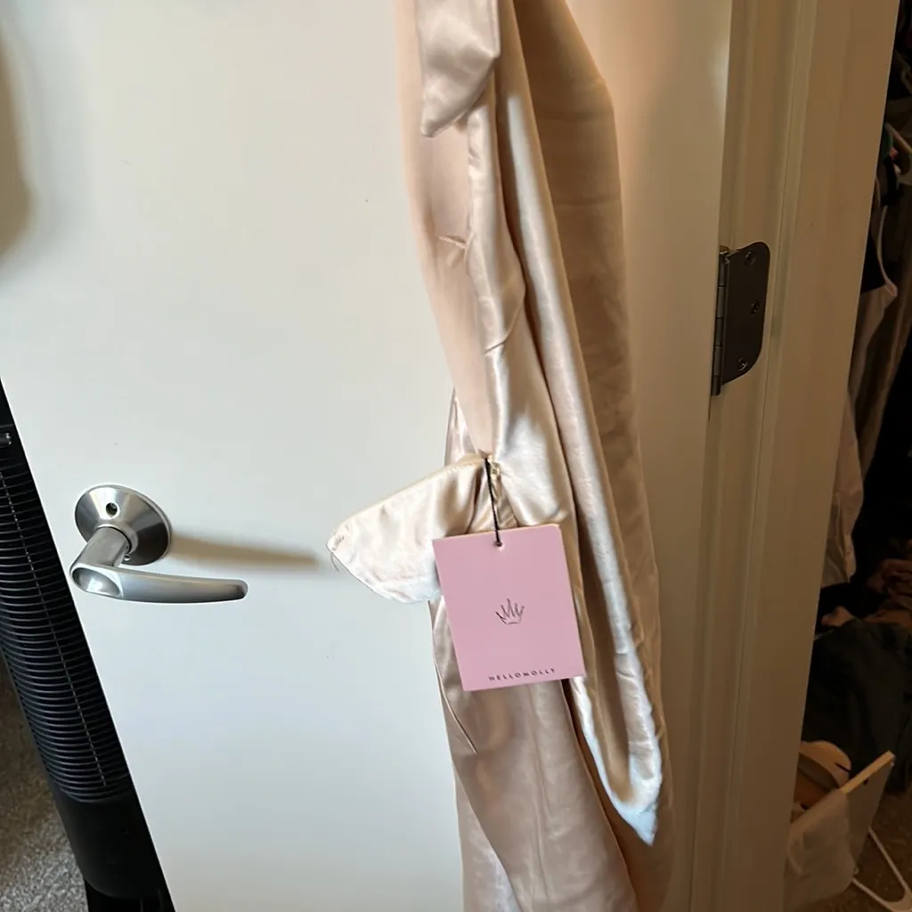 Hello Molly Heavy Hearts Dress - Oyster - Image 4