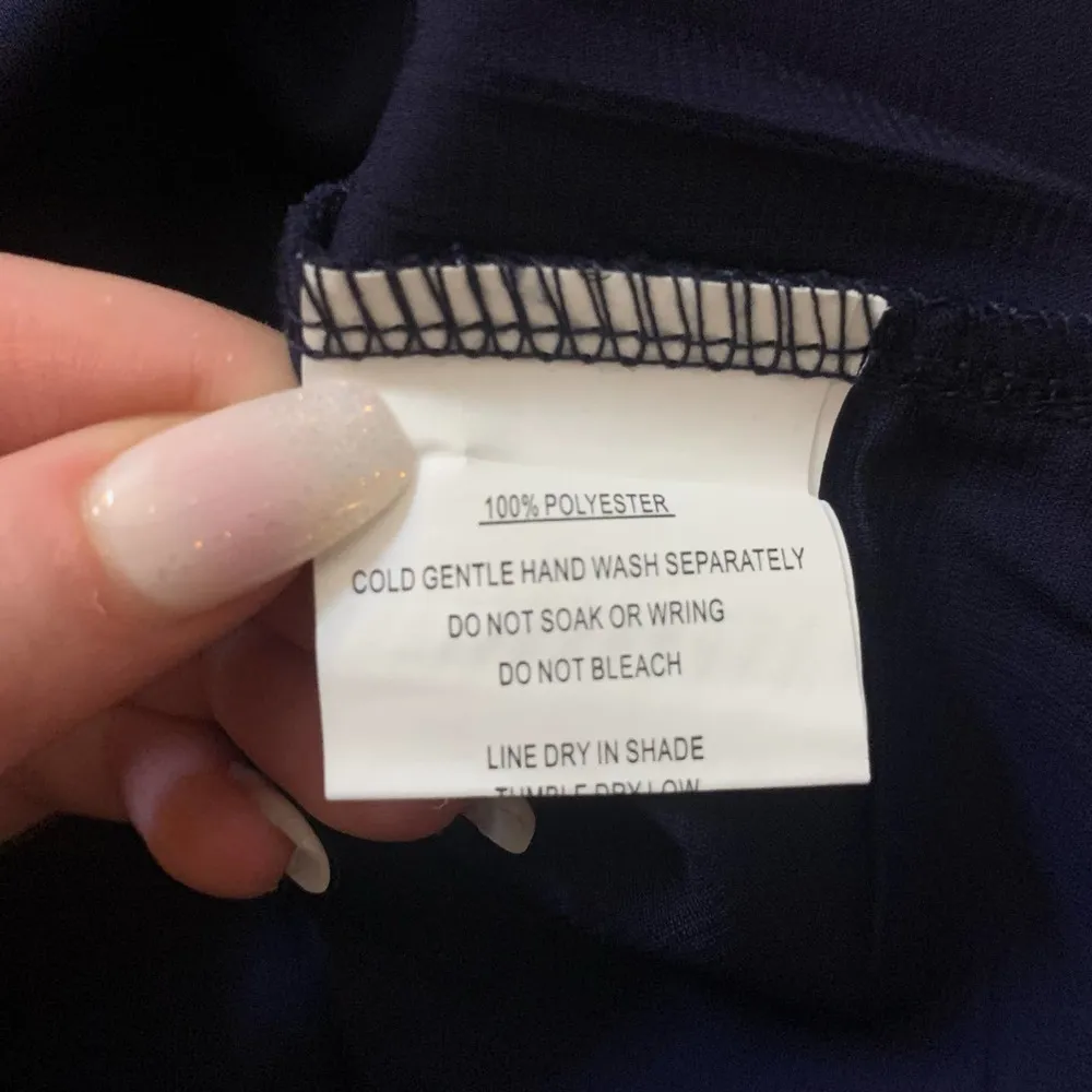 Selfie Leslie navy blue v-neck sleeveless mini wrap dress size S - Image 7