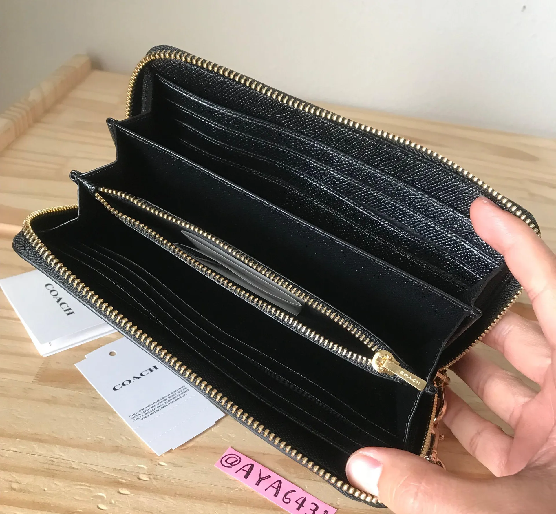 Coach Wallet - Image 4