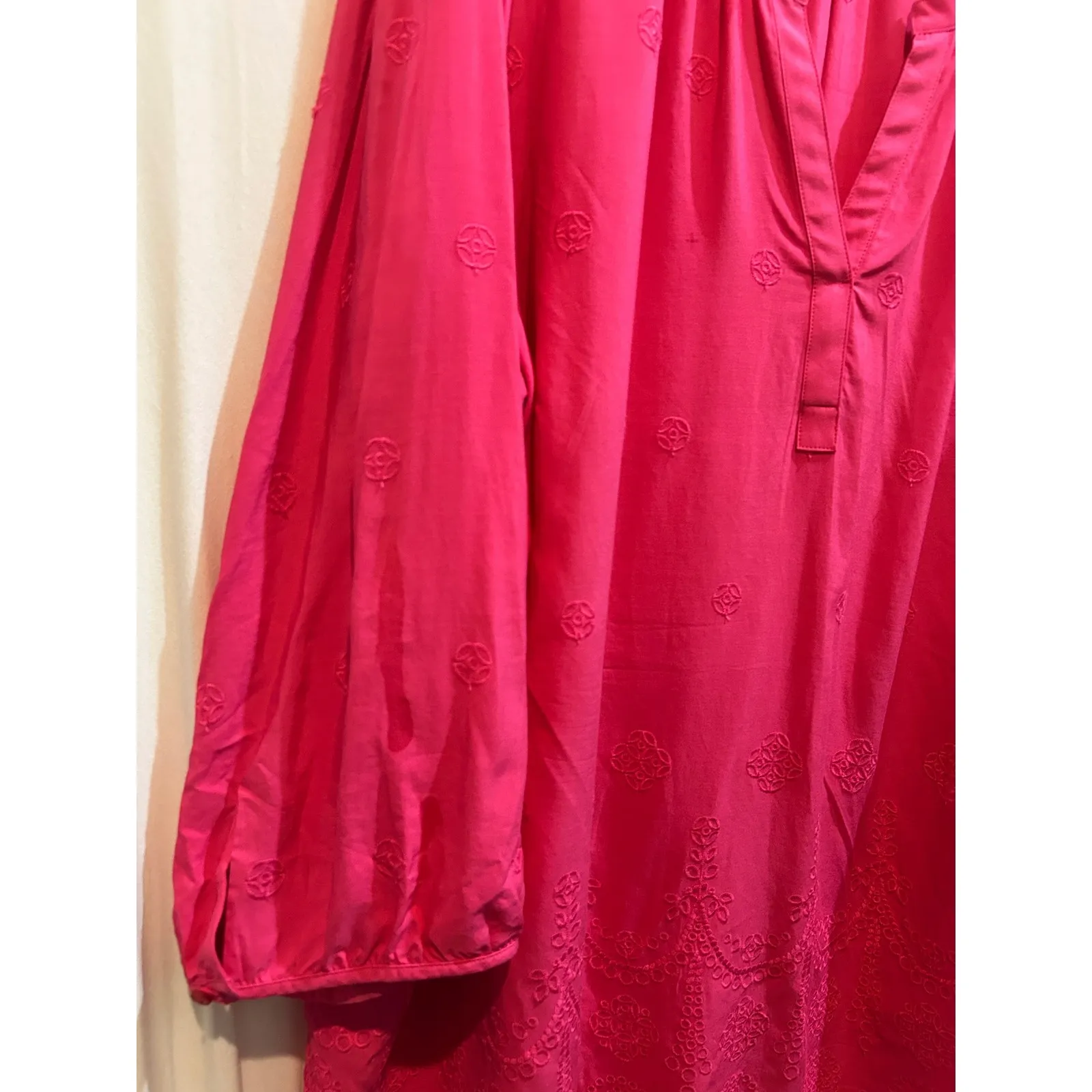 Talbots Woman Pink Embroidered 3/4 Sleeve‎ V-Neck Top Blouse Plus Size 3X - Image 3