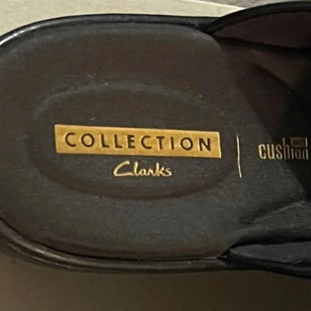 Clarks Women's Black Leather Mules - Image 5