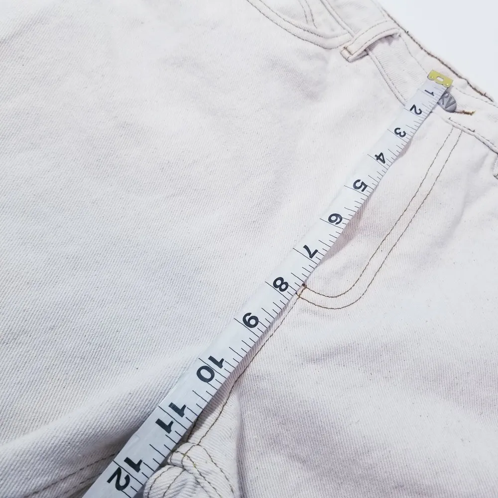 Reclaimed Vintage White Cream High Rise Jeans Size 6 - Image 7