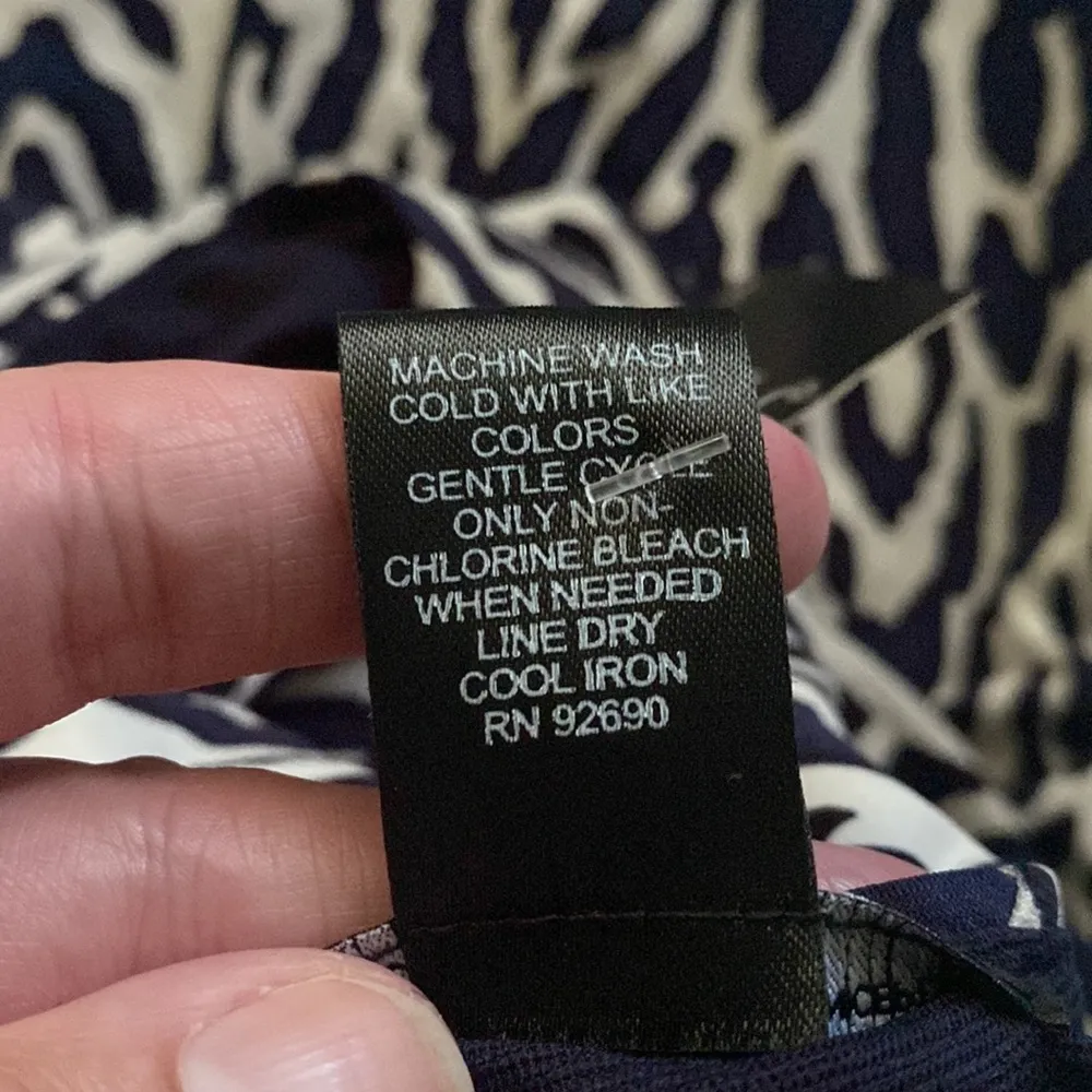 INC International Concepts Bali Batik sleeveless banded mini dress, size small - Image 7