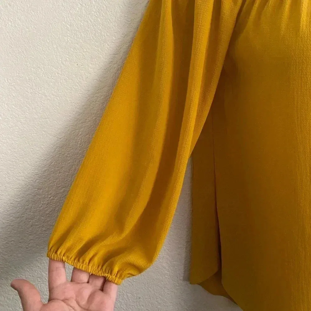 💥Moa Moa Off-Shoulders Yellow Top M - Image 4