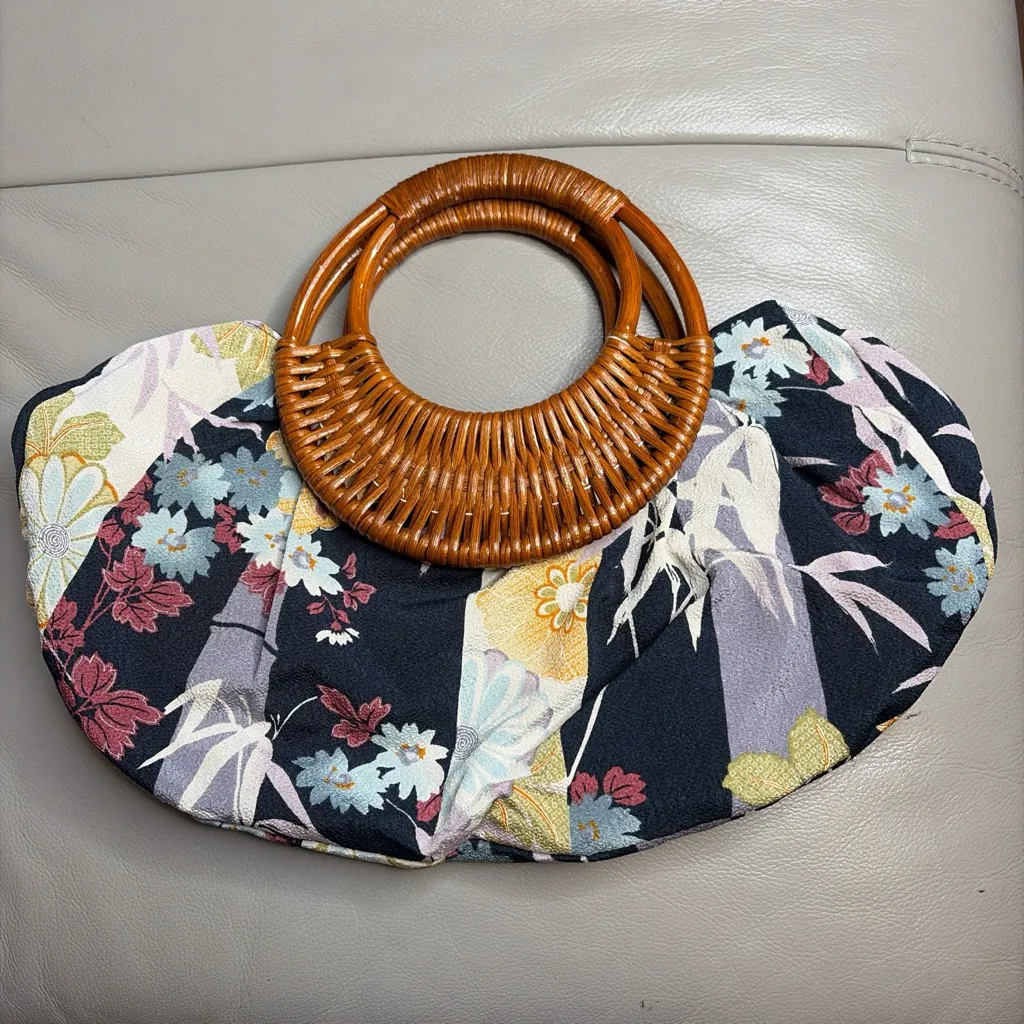 Floral Print Handbag with Bamboo Handle y2k Black - Image 2