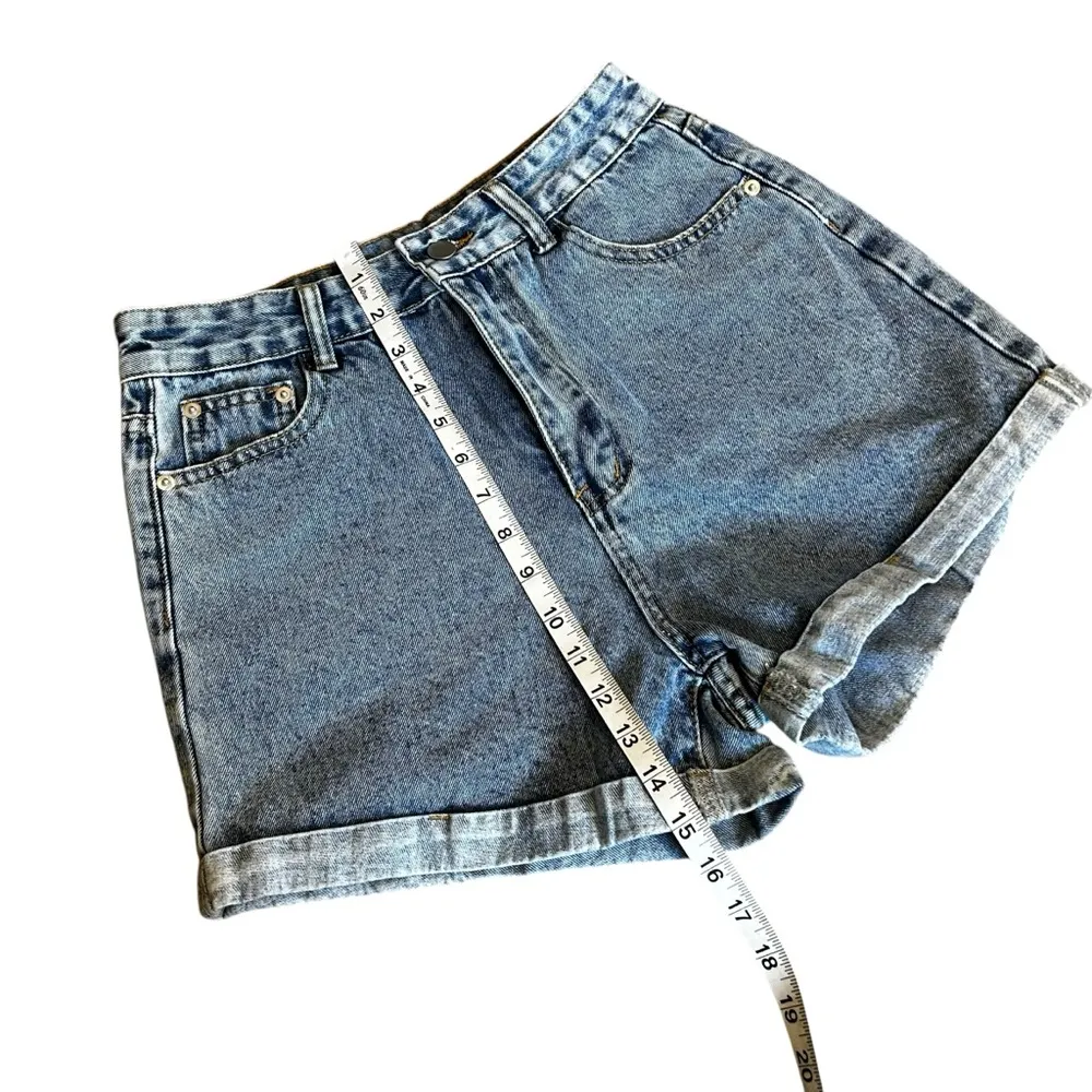 Blue Wash Design Jean Shorts High - Image 3