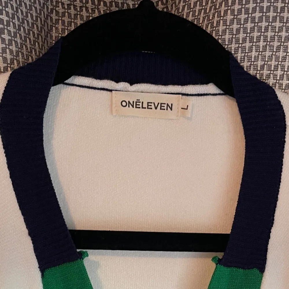 NWOT Oneleven Loose Striped Contrast Color Knitted Cardigan, Size Large - Image 3