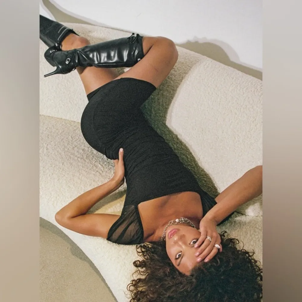 Princess Polly Charvi Mini Dress in Black Mesh Off or On Shoulder in Size US 8 - Image 3