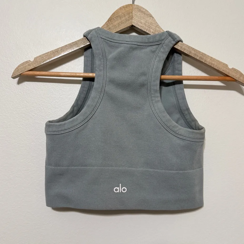ALO YOGA SEAMLESS DELIGHT HIGH NECK BRA IN COSMIC GREY GREEN SIZE XS - Image 5