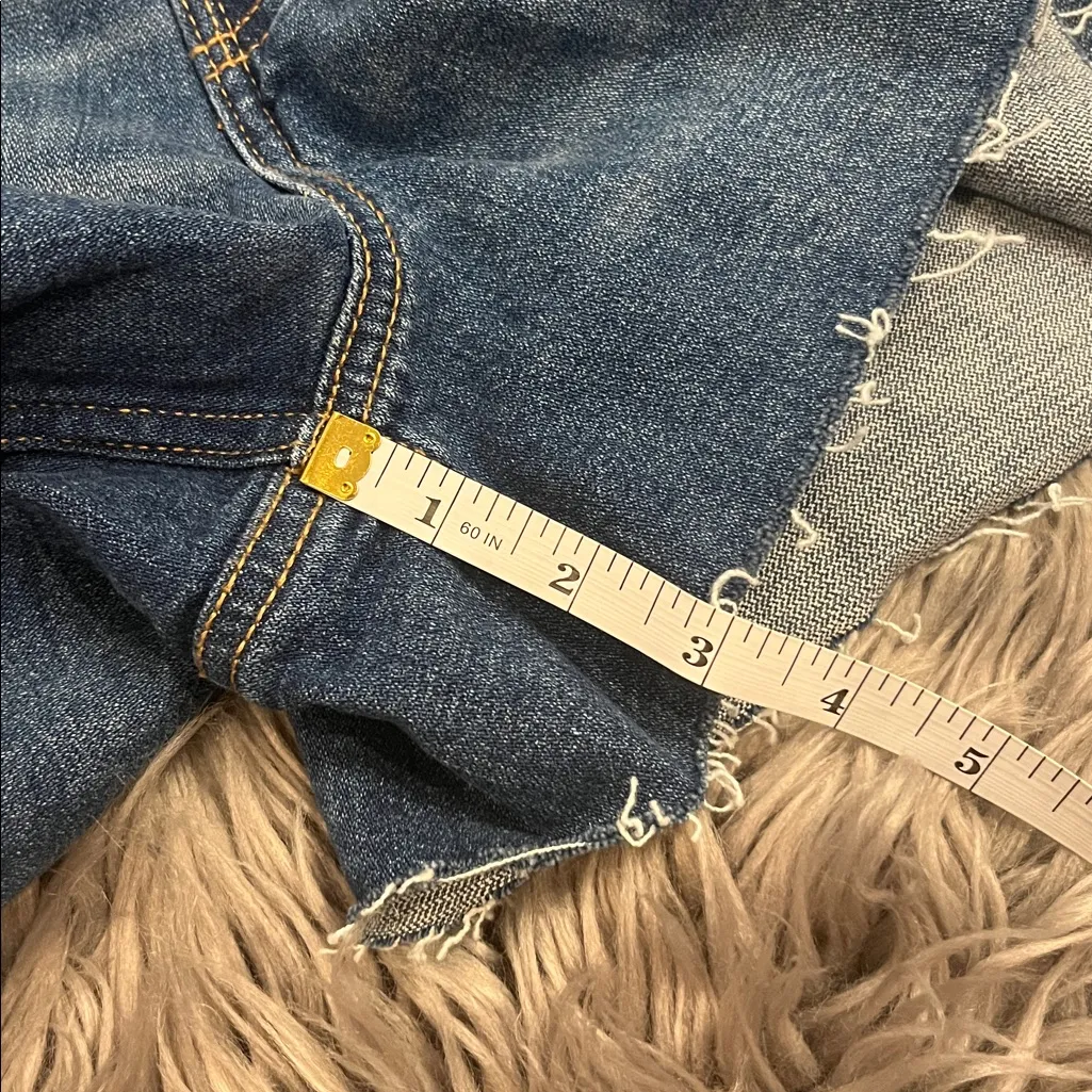 Old Navy NWT Sky-hi A-line stretch denim shorts raw hem button fly 12 - Image 9