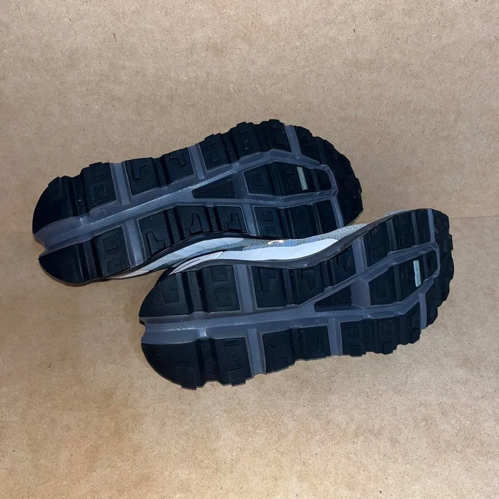 SOLD OUT On Cloud Running Women's Cloudvista Sneakers Alloy Black New Size 8.5 - Image 6