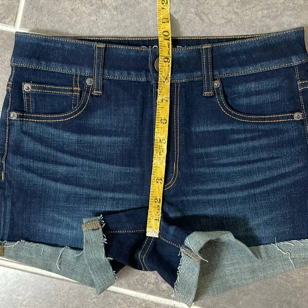 American Eagle 360 Super Stretch Hi-Rise Shortie size 6 - Image 4