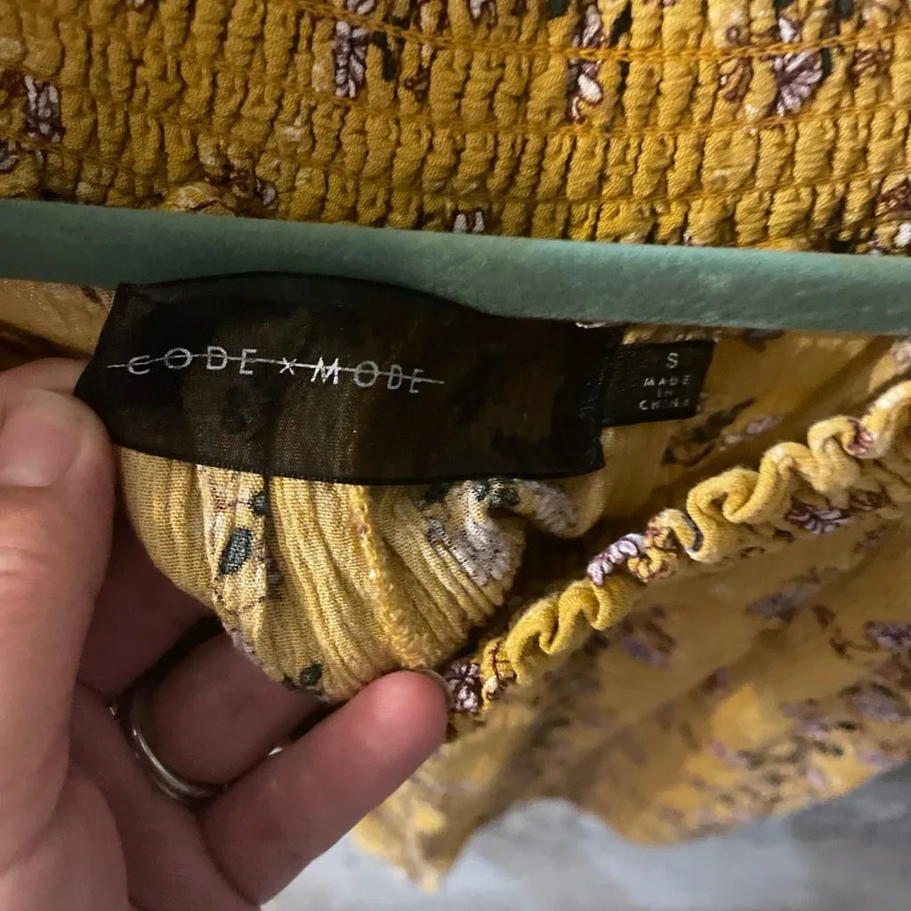 Mustard Floral Off-Shoulder Blouse - Image 2