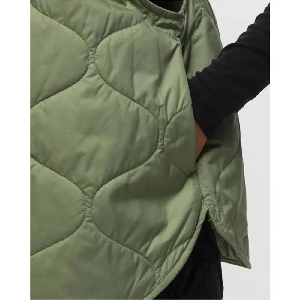 Nike Women’s Oversized Repel Sportswear Essentials Vest - Image 3