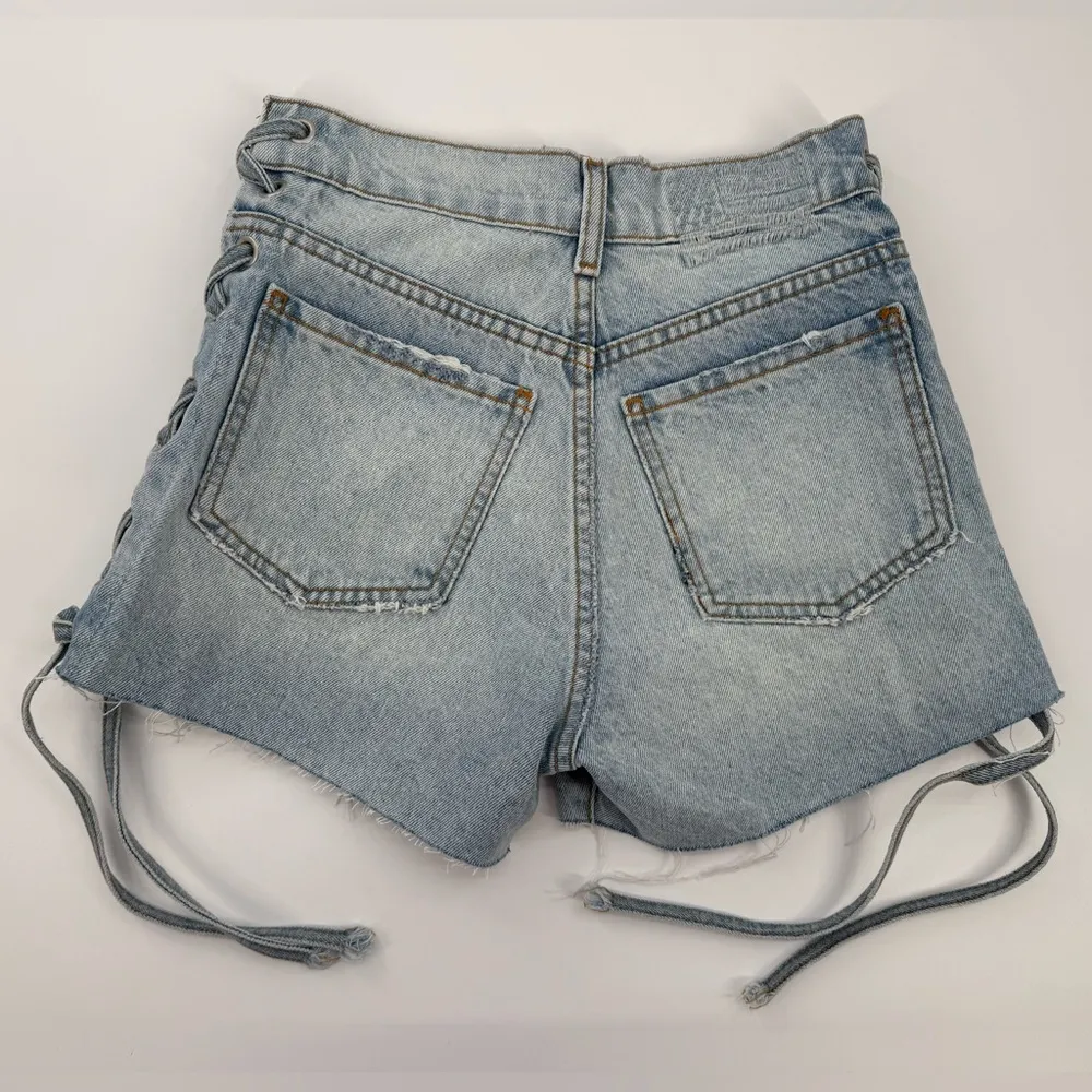 Revice Denim Sweetheart Shorts In Notice Me Size 25 NWT - Image 3