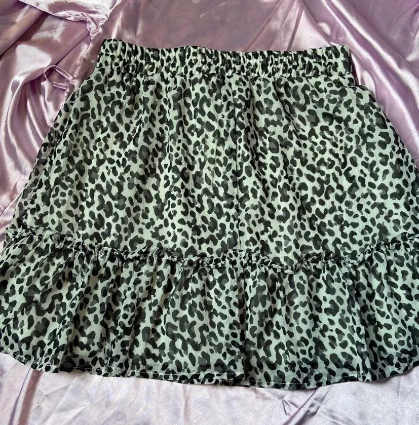 Francesca's Flowy Skirt - Image 4