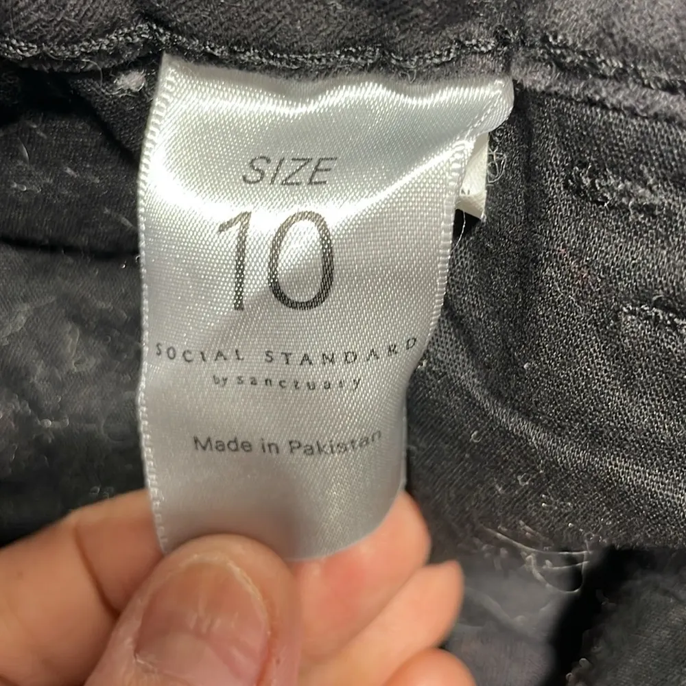 Social Standard by Sanctuary Women's 10 Ankle Skinny Camouflage Zipper Fly Denim - Image 9