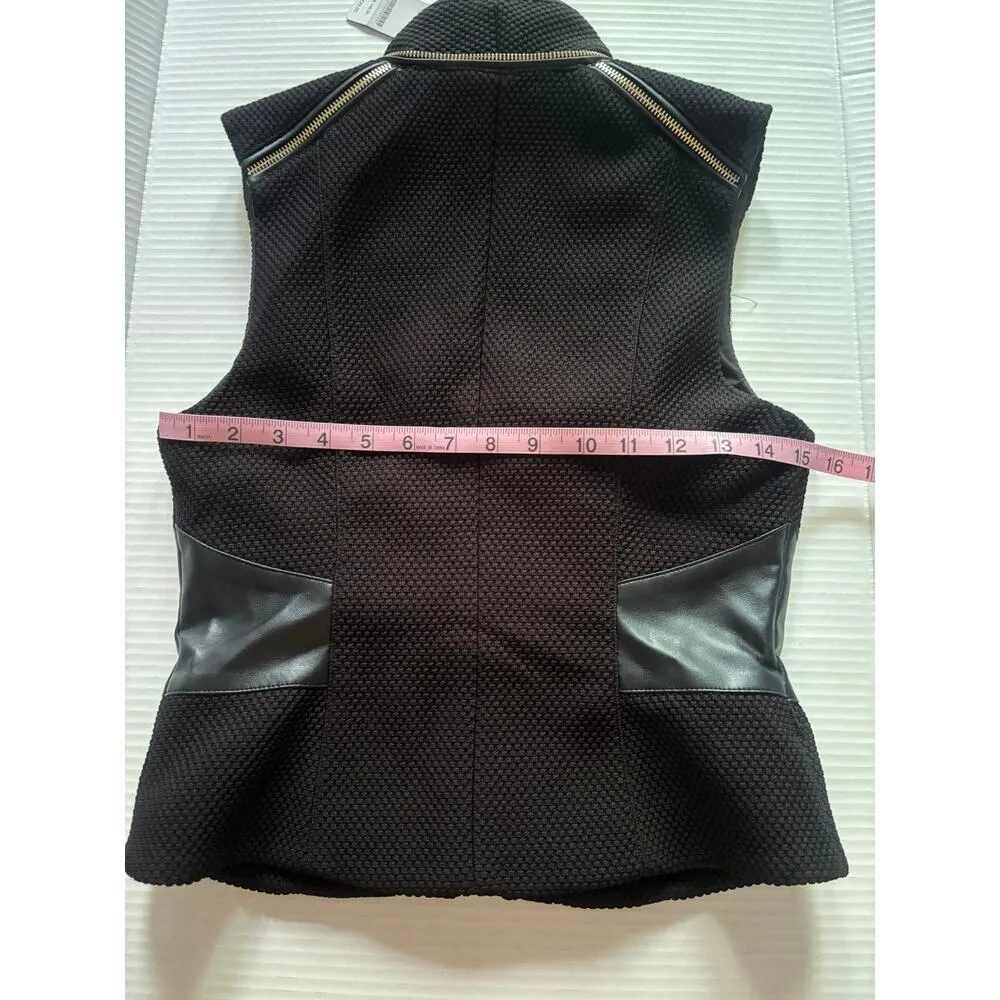 New Bebe Izzy Zip up Vest Black with Gold Detail sz 2 - Image 6