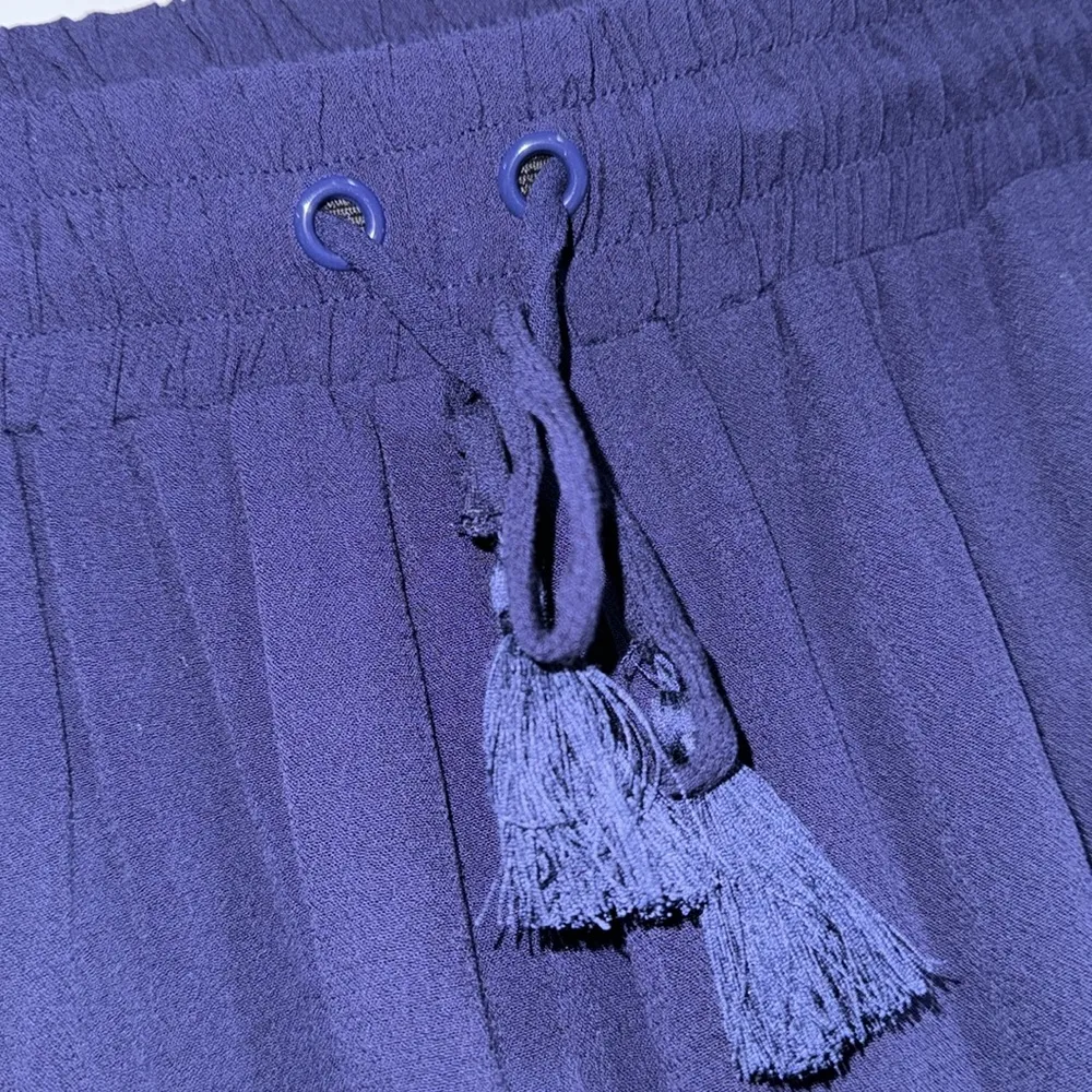 La Blanca shorts beachcomber navy blue xs drawstring tassel stretch waist pocket - Image 4