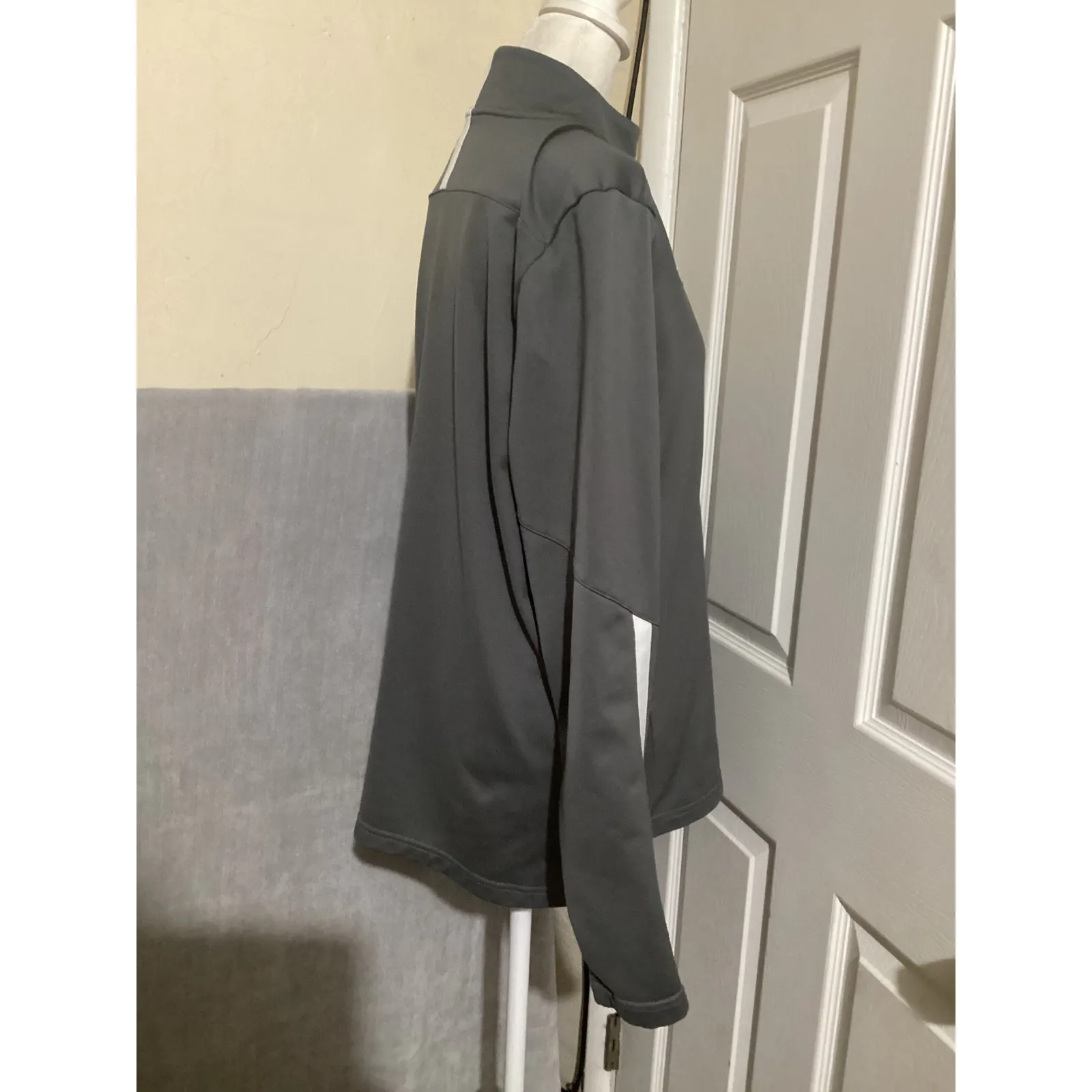 Under Armour Pinkbox Doughnuts Quarter Zip Pullover Athletic Jacket Women SM - Image 3