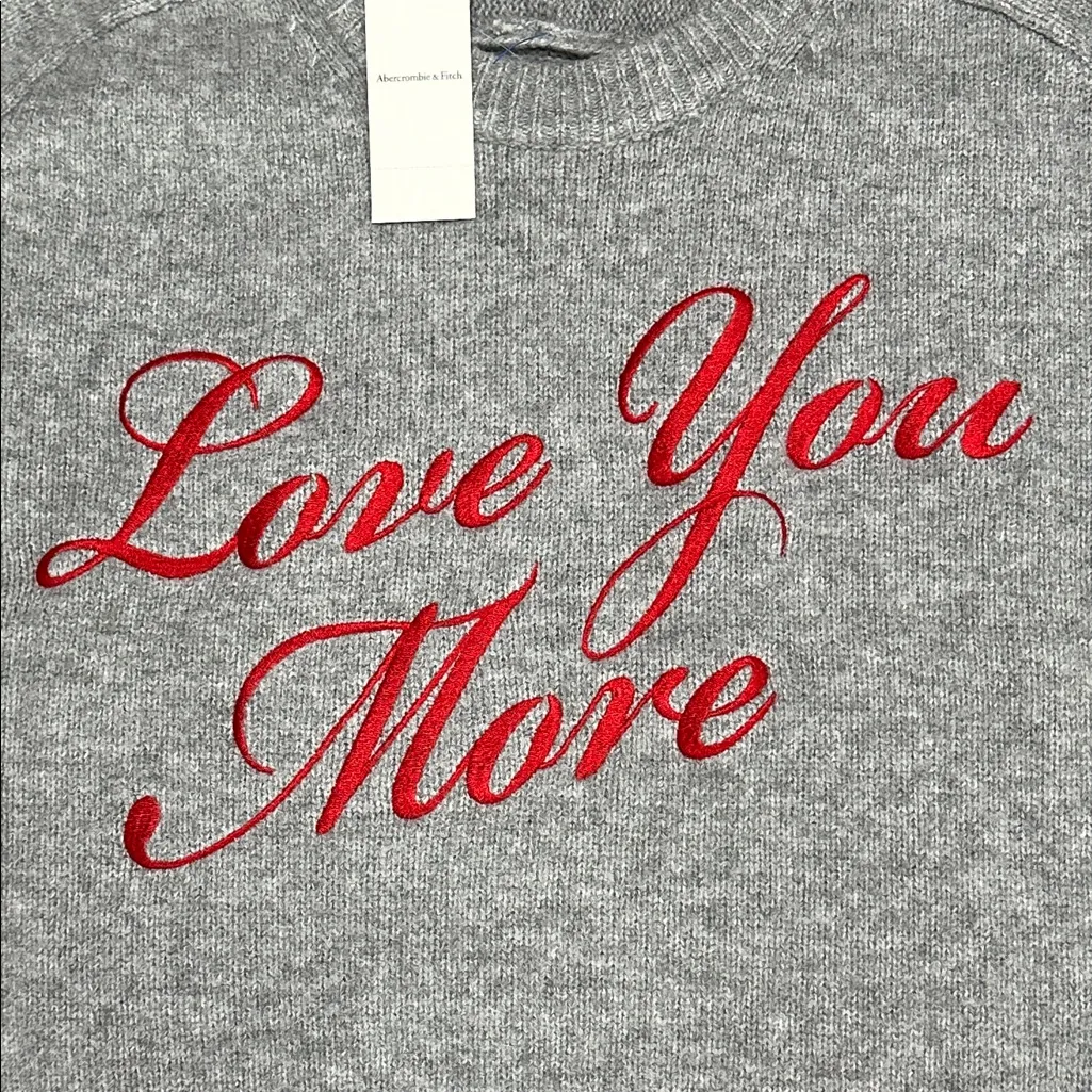 Abercrombie & Fitch‎ Madeline Textural Crew Sweater "Love You More" Graphic XS - Image 3