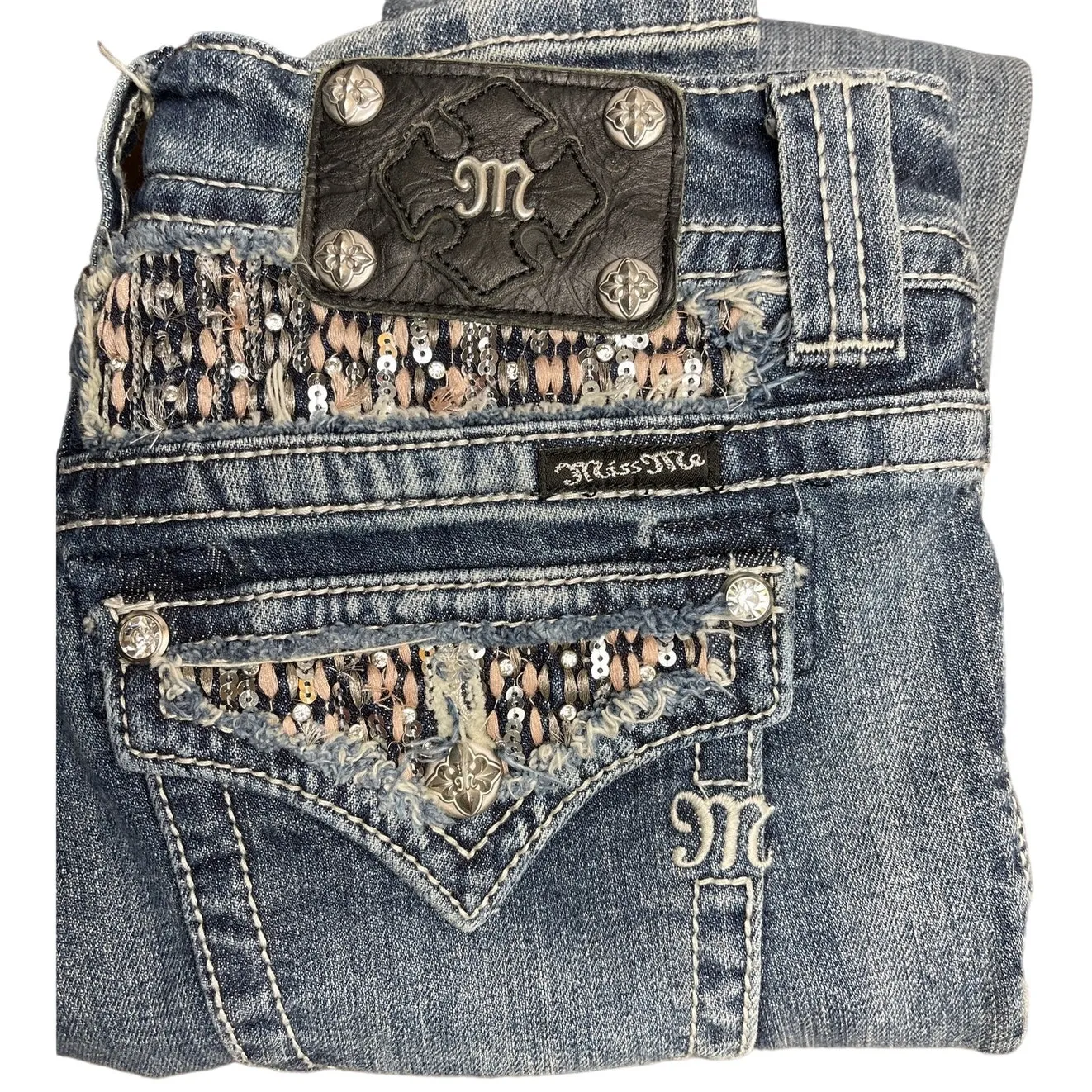 Miss Me Y2K Skinny Embellished Medium Wash Saddle Stitch Low Rise Jeans‎ Size 27 - Image 4