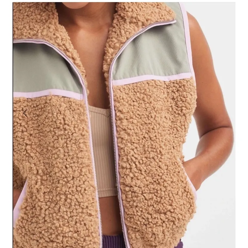 For Love & Lemons Pink Teddy Sherpa Full Zip Vest Medium Sleeveless - Image 3