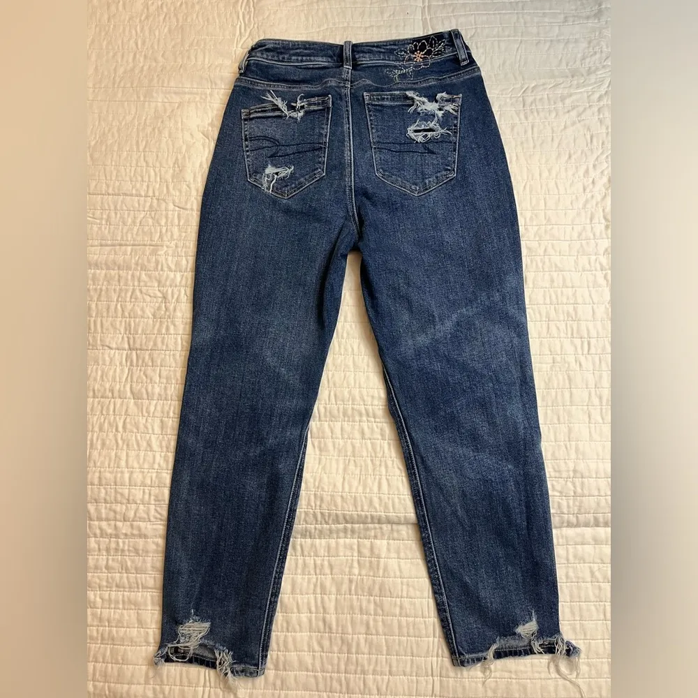 American Eagle  strigid mom jean - Image 3