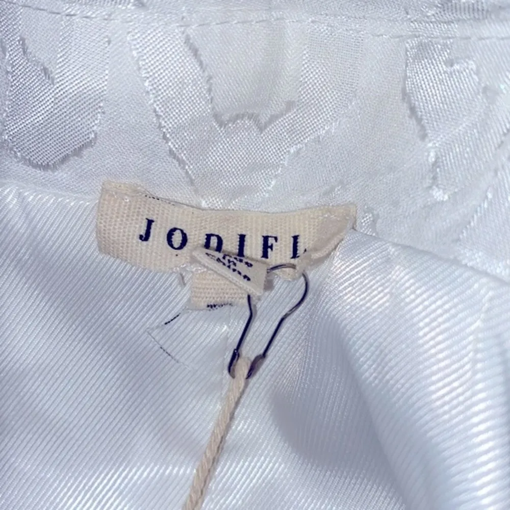 Jodifl white jacket size medium new with tags - Image 5