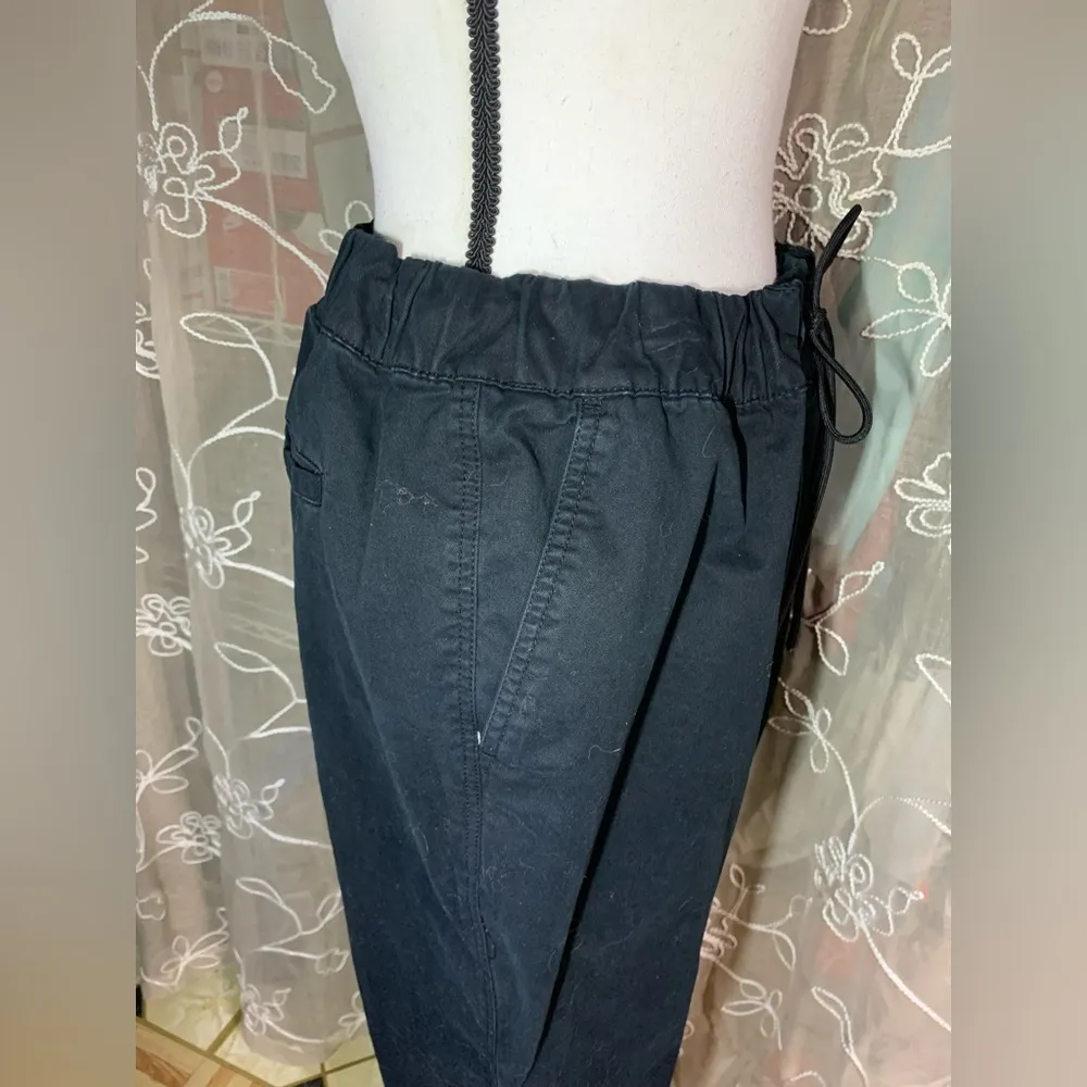 Old Navy Black Modern Jogger Pants - Image 4