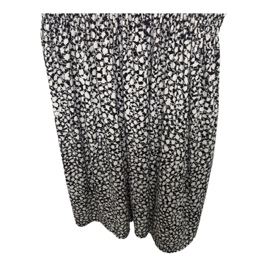 Daisy Fuentes Black White VNeck Short Sleeve Dress Size Large Spackle Print - Image 3