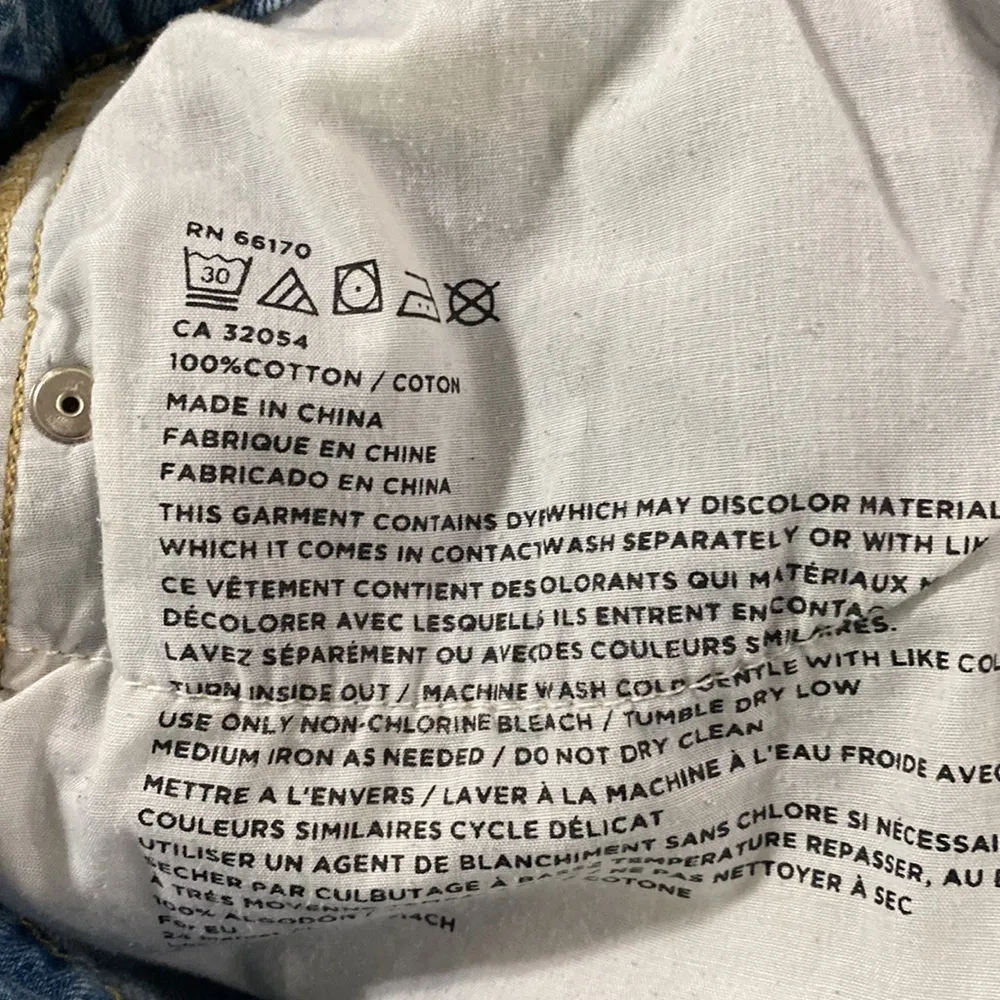 BDG UO Super high rise cheeky denim shorts light wash distressed fringe size 29 - Image 9