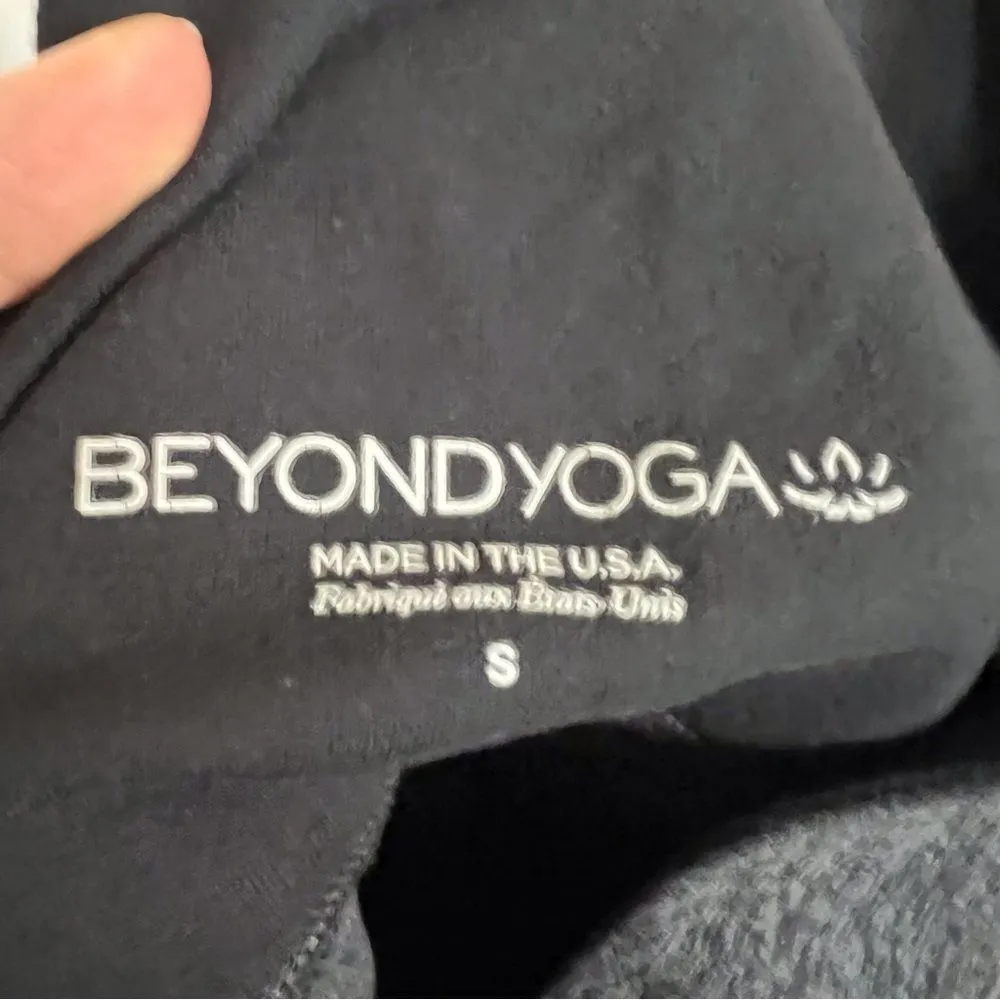 Beyond Yoga Womens Space Dye Cropped Leggings Size Small Compression Athletic - Image 5