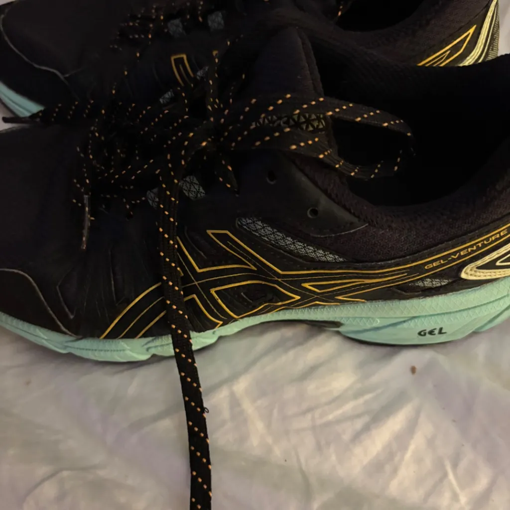 Women’s Asics Gel-Venture 7 Trail Running Shoes in Black and Mint Blue - Image 5