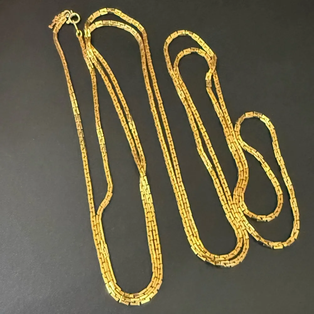 Vintage CROWN TRIFARI Gold Tone Venetian Box Chain Link 54” Long Necklace 15g. - Image 8