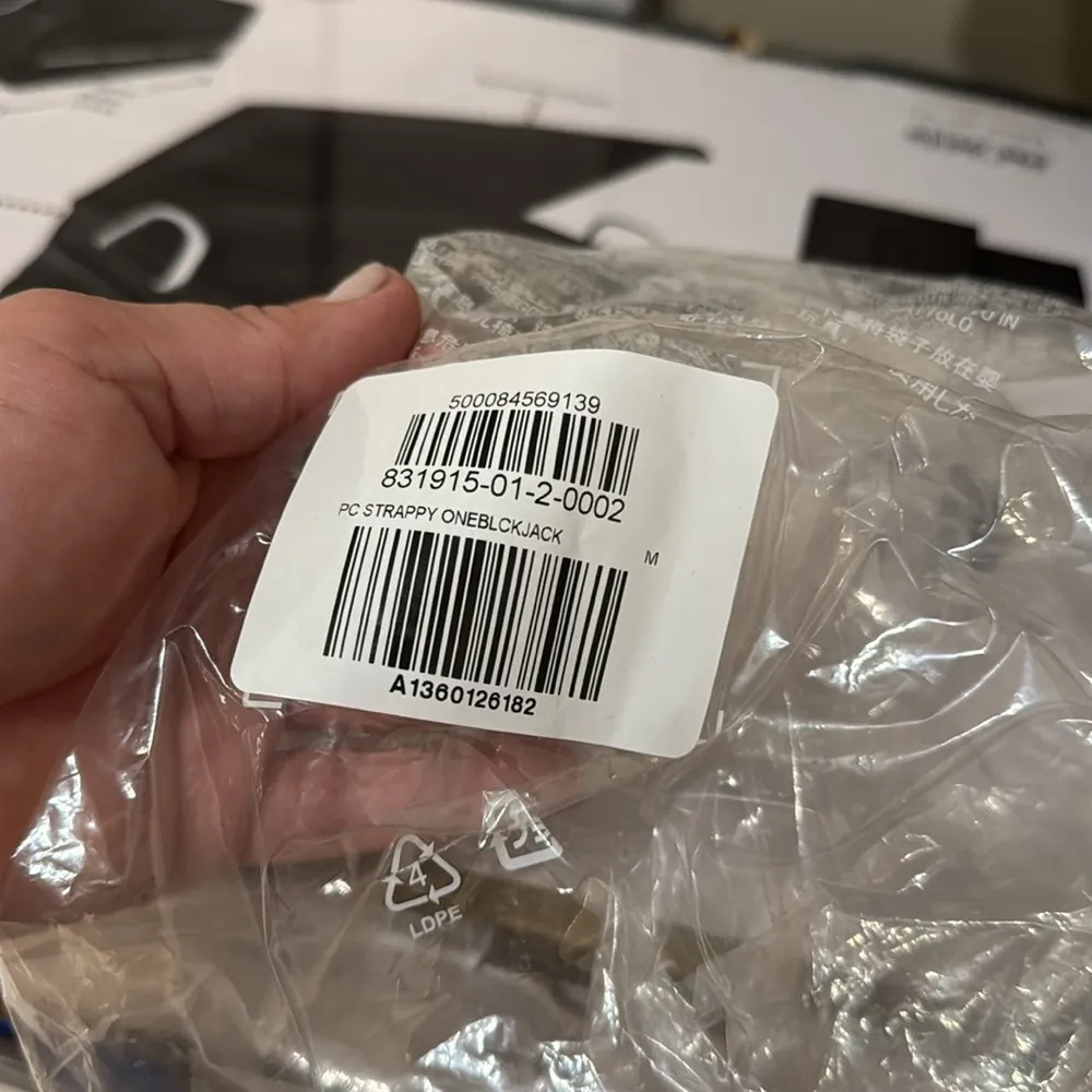 Old Navy bodysuit power chill 7/8 black medium stretch NEW cami style - Image 7