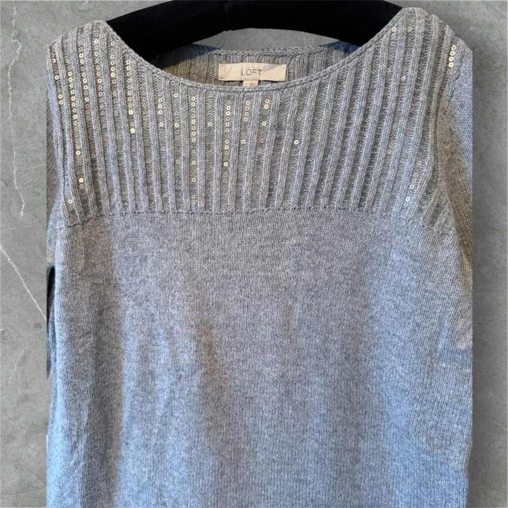 LOFT Gray Sequin Sparkle Ribbed Boat Neck Pullover Sweater - Image 4