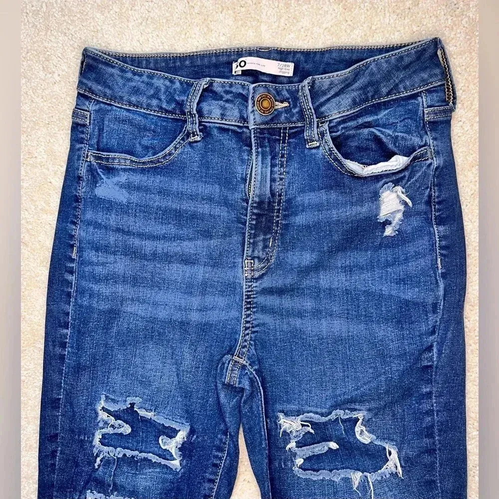SO ripped skinny jeans Size 7 Juniors - Image 3
