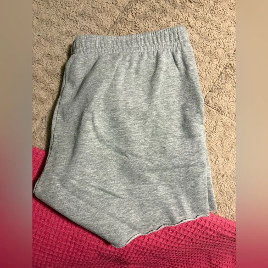 H&M Light Gray Lounge Shorts - Image 3