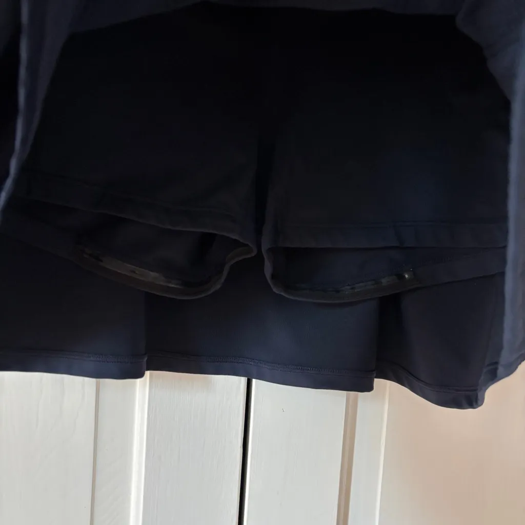 Athleta Navy Volley Skort Tennis Golf Outdoor Active Skirt Pickleball Size Large - Image 9