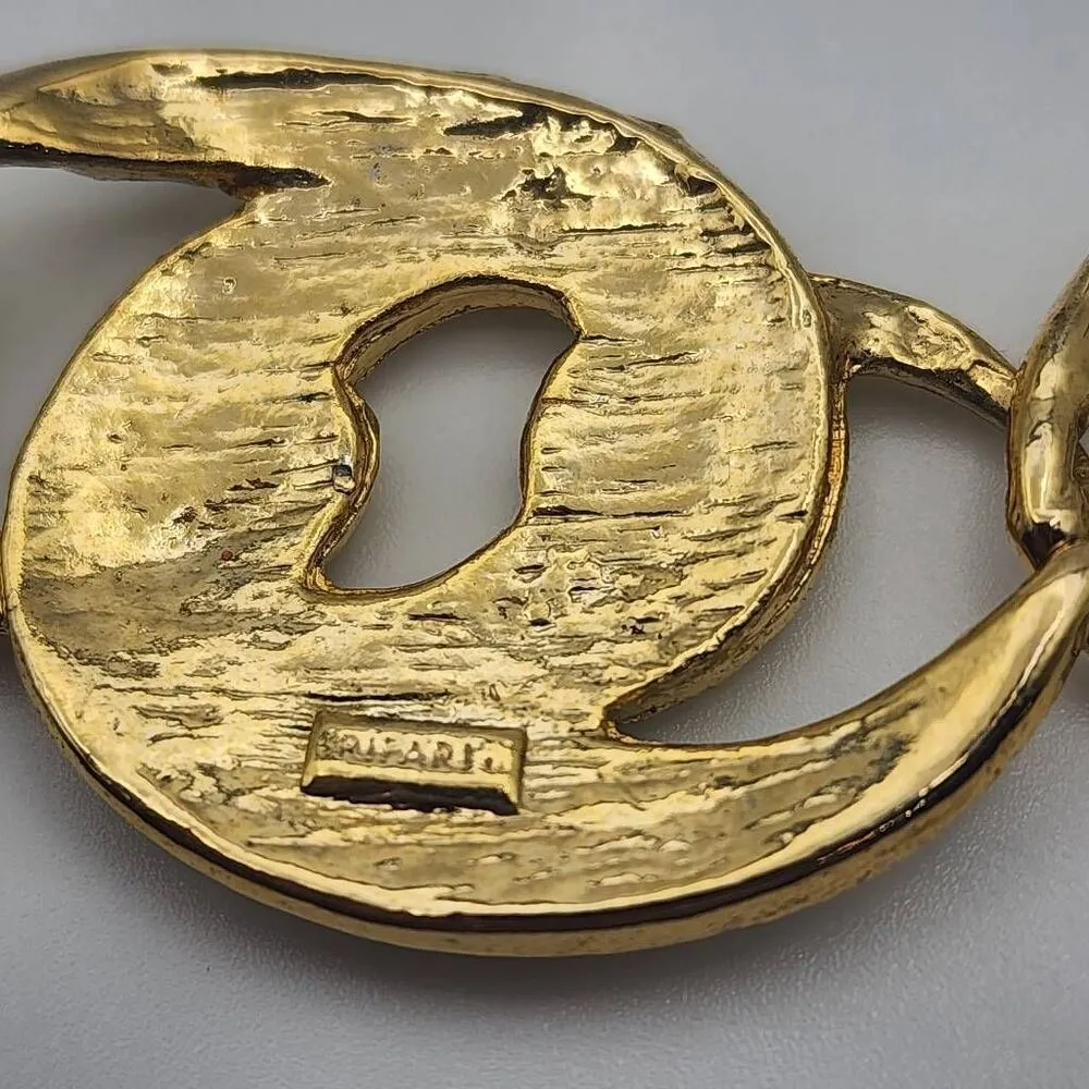 Vintage Trifari Cream, White, & Gold Tone Necklace & Earrings Set - Image 8