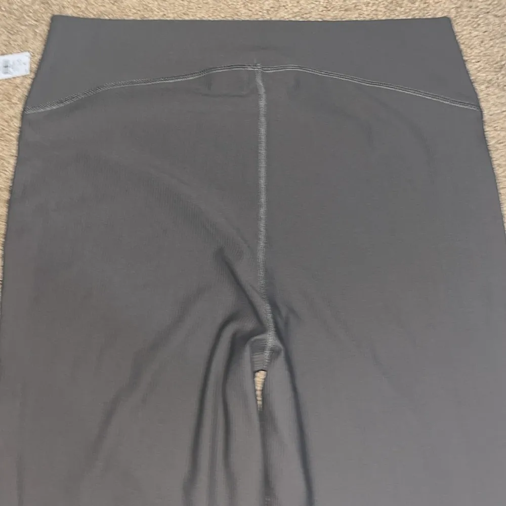 Old Navy Extra High-Waisted PowerSoft Rib-Knit Super Flare Leggings Temple Stone - Image 9