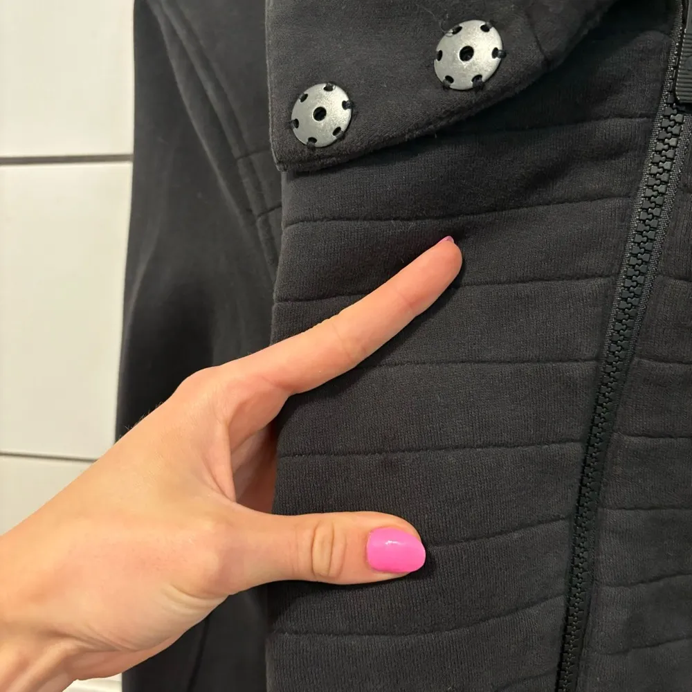 Lululemon Fleece Be True Jacket Black - Image 9