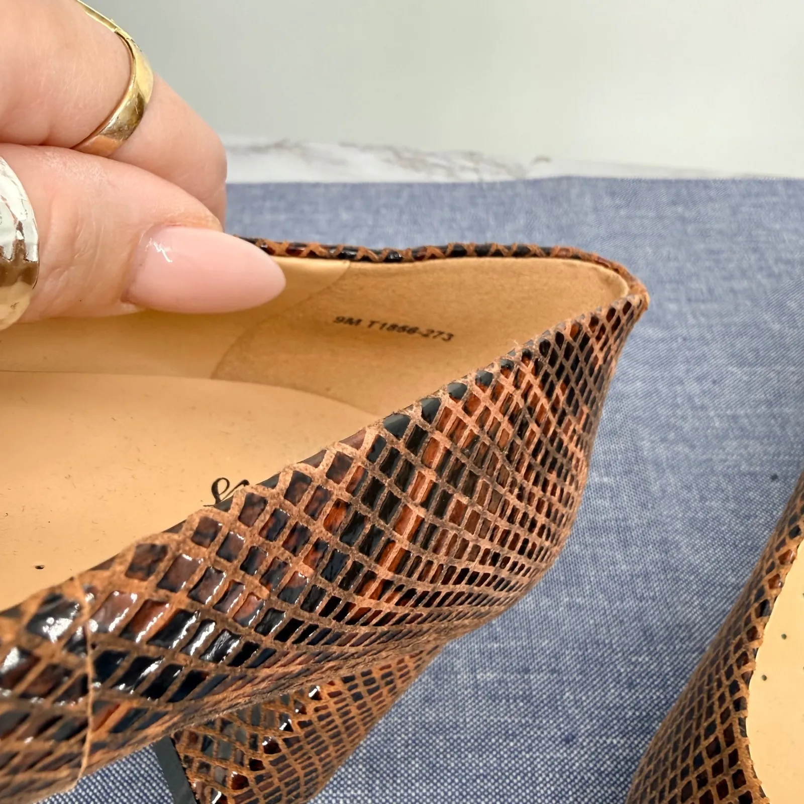 Trotters Kari Women 9M Snake Print Block Heel Pumps Brown Comfort Career Edgy Size 9 - Image 8