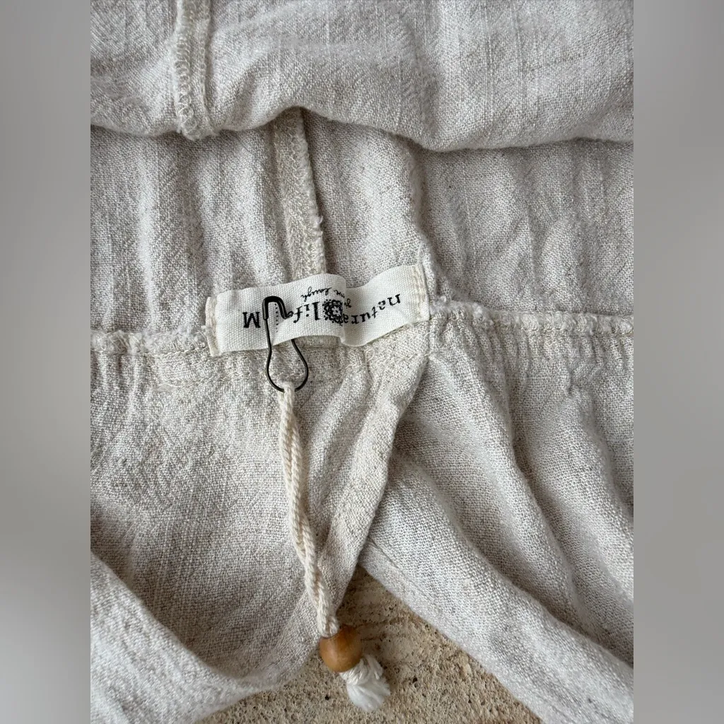 Natural Life Beige Shorts Romper, Size Medium - Image 4