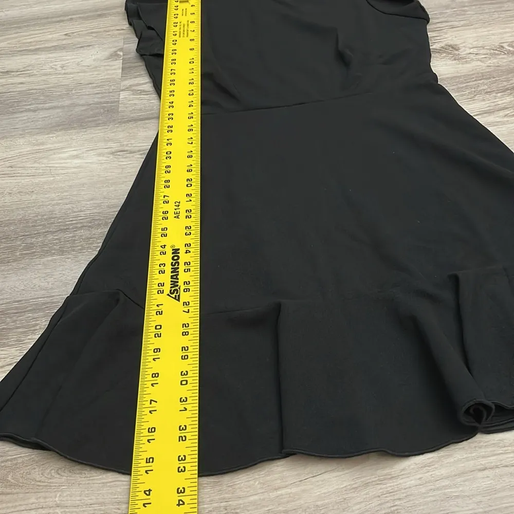NWT  Black Short Flutter Sleeve Above the Knee Pullover Dress Size Small - Image 10