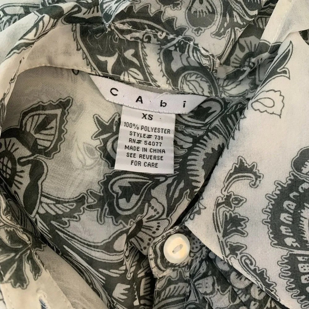CAbi Womens Ruffle Blouse Size XS white Black Sheer Paisley Chiffon Career - Image 5
